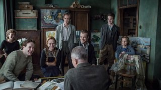 Afterimage: una scena di gruppo del film