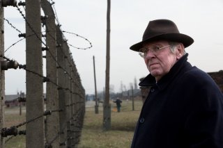 Denial: Tom Wilkinson in una scena del film