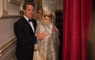 Florence: Meryl Streep e Hugh Grant insieme in un momento del film