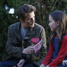 Frequency: Frank insieme alla figlia