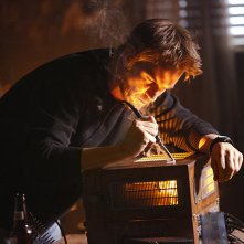 Frequency: l'attore Riley Smith in una foto del primo episodio