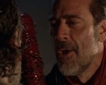 The Walking Dead 7, Rick e Negan in una scena shock della nuova stagione!