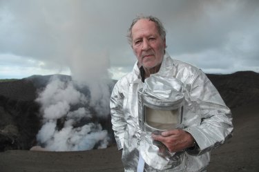 Into the Inferno: Werner Herzog in un'immagine promozionale
