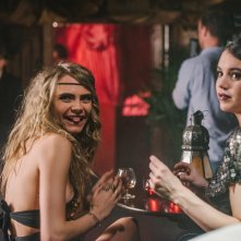 Kids in Love: Alma Jodorowsky e Cara Delevingne insieme in una scena del film