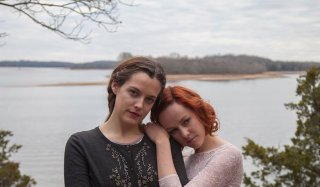 Lovesong: Riley Keough e Jena Malone in un'immagine promozionale del film