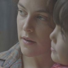 Lovesong: Riley Keough in una scena del film