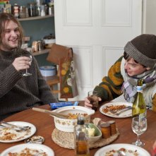 Sing Street: Jack Reynor e Ferdia Walsh-Peelo in una scena del film