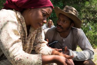 The Birth of a Nation: Nate Parker e Gabrielle Union in una scena del film