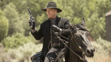 Westworld: Ed Harris in una scena dell'episodio Chestnut