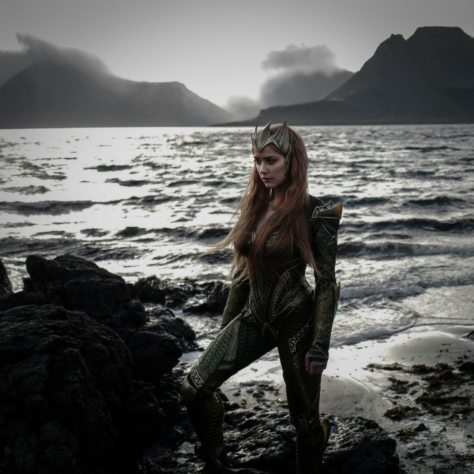Justice League: Amber Heard in una foto del film