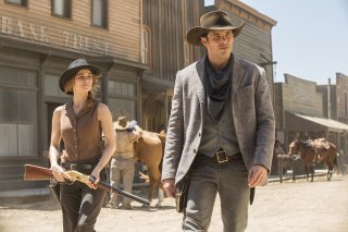 Westworld: James Marsden in una foto di The Stray