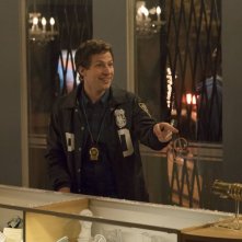 Brooklyn Nine-Nine: un'immagine di Andy Samberg in The Night Shift