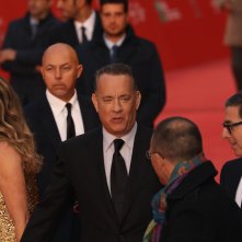 Roma 2016: Tom Hanks mentre attraversa il red carpet 