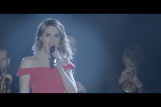 Qualcosa di Nuovo - Clip 'Canzone Paola Cortellesi'