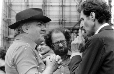 Federico Fellini e Ciccio Ingrassia sul set di Amarcord