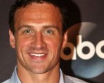 Ryan Lochte debutta al cinema con A little something for your birthday