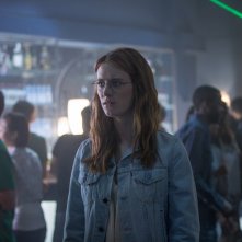 Black Mirror: l'attrice Mackenzie Davis nell'episodio San Junipero