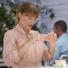Black Mirror: Bryce Dallas Howard in una foto dell'episodio Nosedive