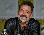 The Walking Dead: Jeffrey Dean Morgan sogna un prequel su Negan