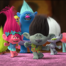 Trolls: un momento del film d'animazione