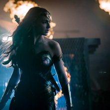 Justice League: una nuova foto di Gal Gadot nel ruolo di Wonder Woman