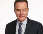 Bryan Cranston lascia una 'sorpresa' per i fan negli aeroporti
