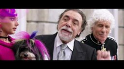 Natale a Londra - Dio Salvi la Regina - Teaser trailer