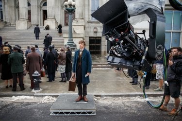 Fantastic Beasts and Where to Find Them: l'attore Eddie Redmayne sul set