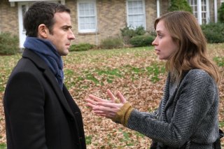 La ragazza del treno: Emily Blunt e Justin Theroux in una scena del film