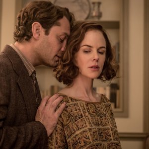 Genius: Nicole Kidman e Jude Law in una scena del film