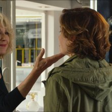 Per mio figlio: Nathalie Baye ed Emmanuelle Devos in una scena del film