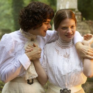 The Dancer: Soko e Melanie Thierry in un'immagine del film