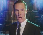 Benedict Cumberbatch fa il suo drammatico ingresso nel Saturday Night Live