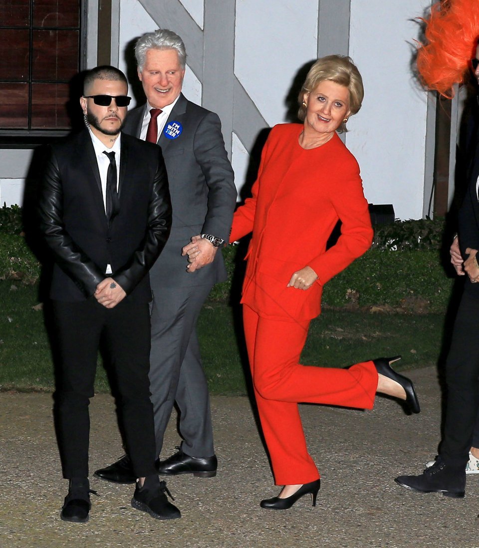 Halloween 2016: Katy Perry e il suo manager sono i Clinton