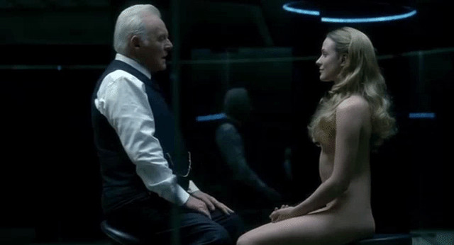 Westworld: Anthony Hopkins e Evan Rachel Wood in una scena del quinto episodio Contrapasso