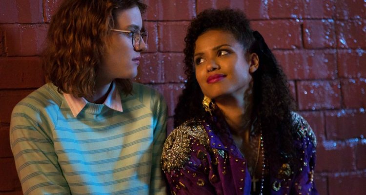 Black Mirror: il creatore Charlie Brooker svela la playlist di 'San Junipero'
