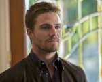 Arrow, Stephen Amell: 'E' tempo che Oliver Queen abbia una nuova relazione'