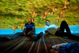 T2: Trainspotting 2, Ewan McGregor e Jonny Lee Miller in un momento del film