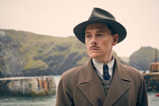 Dieci piccoli indiani: Burn Gorman in una scena della miniserie