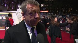 The Crown - Intervista Peter Morgan
