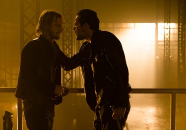 The Walking Dead: una foto degli attori Austin Amelio e Jeffrey Dean Morgan in The Cell