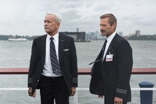 Sully: Tom Hanks e Aaron Eckhart nel film di Clint Eastwood