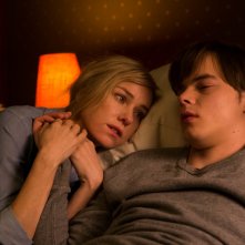 Shut In - L'inganno: Naomi Watts e Charlie Heaton in una scena del film