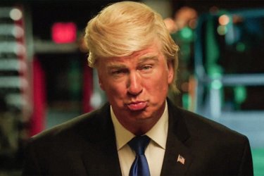 Alec Baldwin imita Trump al SNL