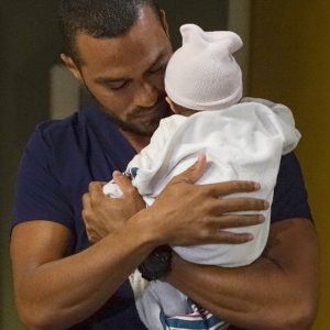 Grey's Anatomy: l'attore Jesse Williams nell'episodio Undo