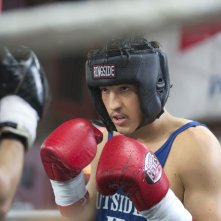 Bleed for This - Vivo per combattere: Miles Teller sul ring in una scena del film