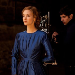 Daguerrotype: Constance Rousseau e Tahar Rahim in una scena del film