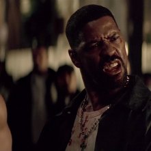 Training Day: Denzel Washington in un'immagine tratta dal film