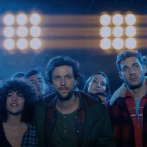 Marie et les naufragés: Pierre Rochefort e Damien Chapelle in una scena del film