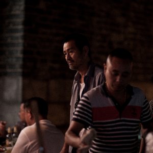 Old Stone: Gang Chen in un momento del film